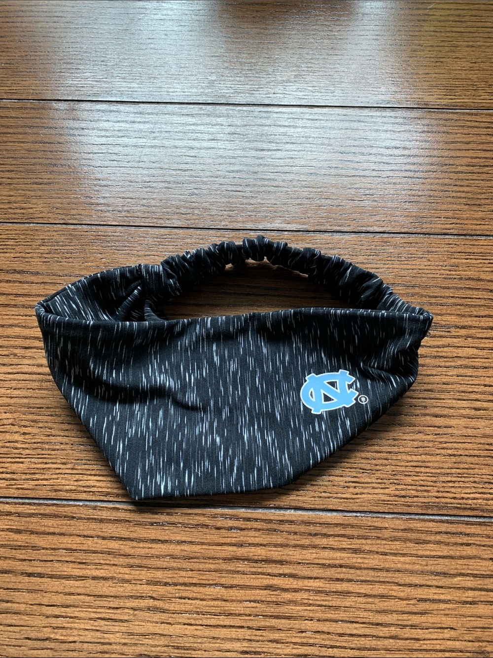 North Carolina Black Elastic Logo Accent Athletic Headband